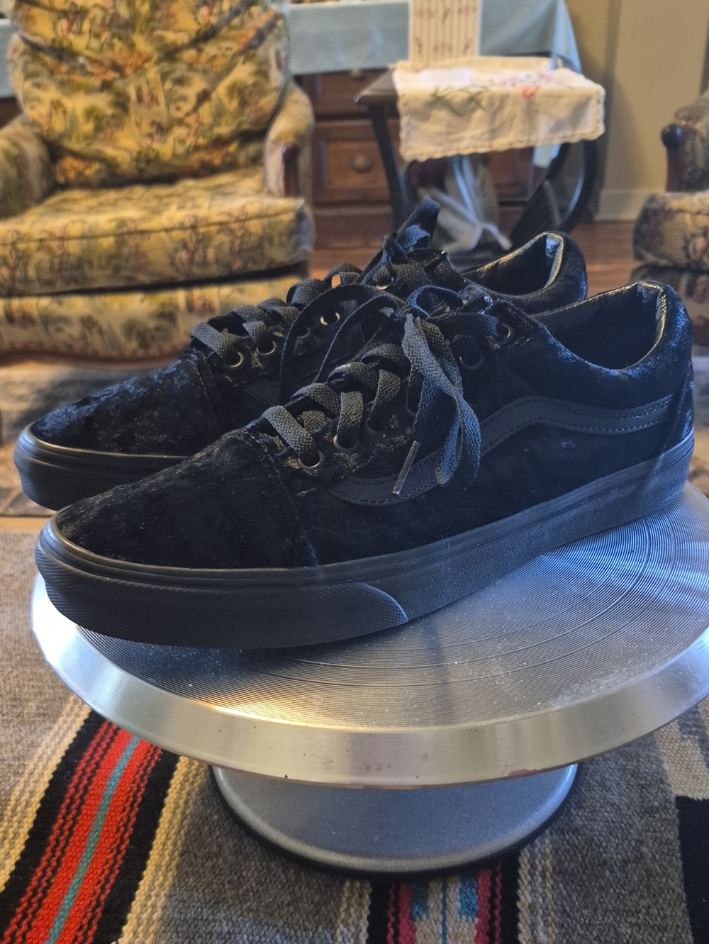 Vans Velvet Upper Sz 9.5 Mens Sz 11 Womens.hobeycomb Sole. - Picture 5 of 16
